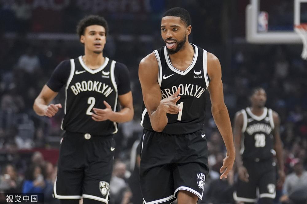 在球迷的眼 在球迷的眼